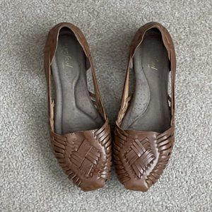 Natural Soul Grandeur Brown Leather Flats